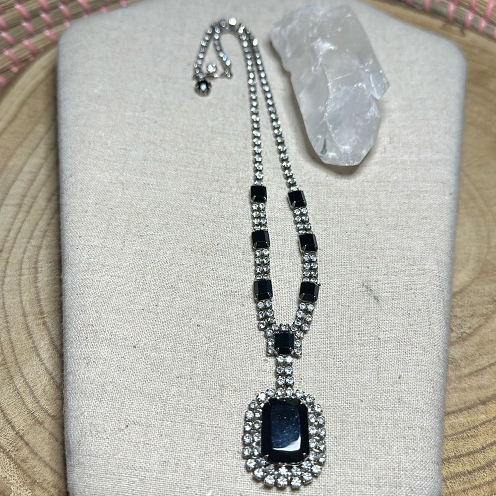 Vintage Black Gem Stone and Crystal Rhinestones Pendant Adjustable Necklace